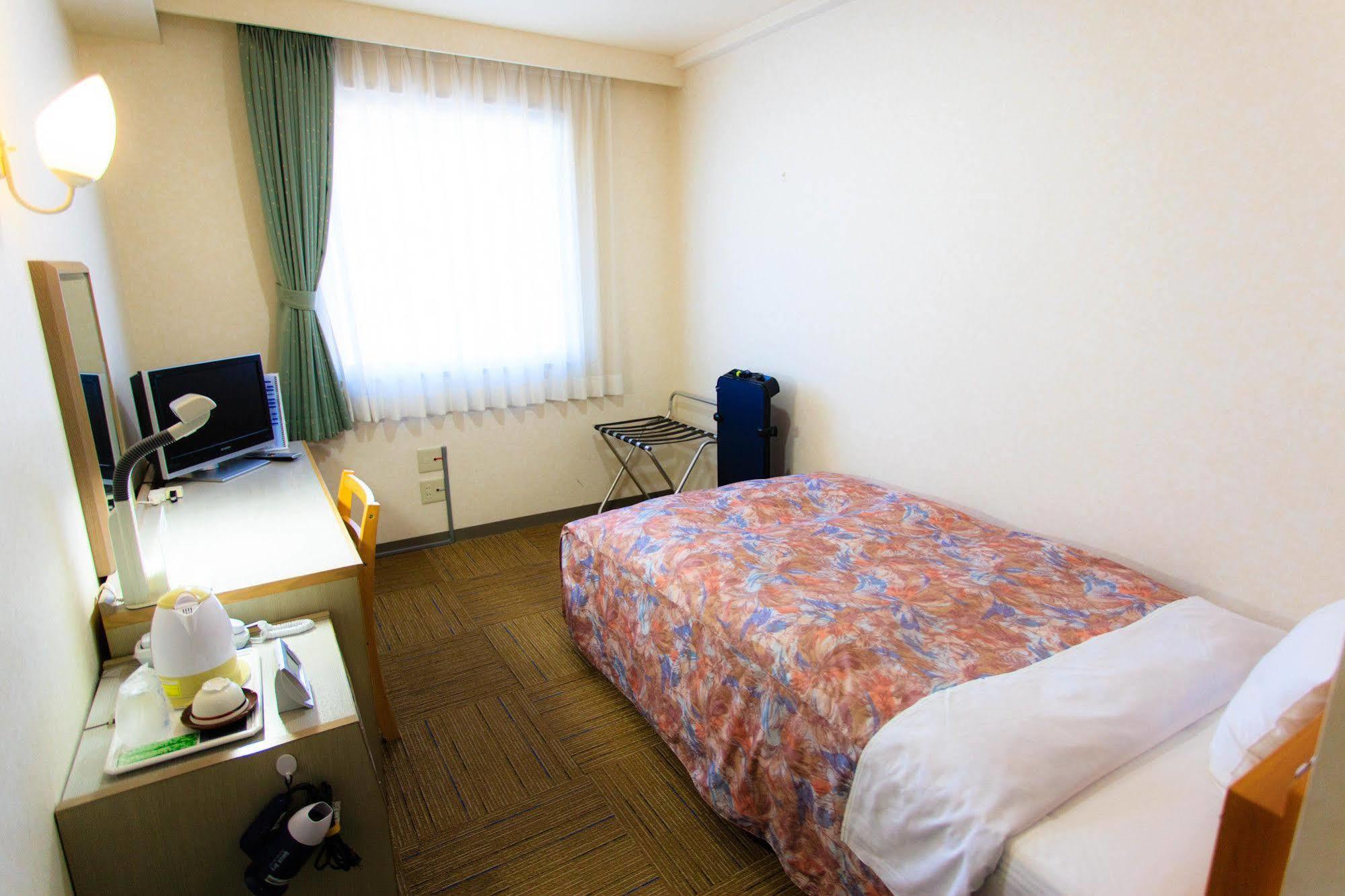 Matsuyama New Grand Hotel Buitenkant foto